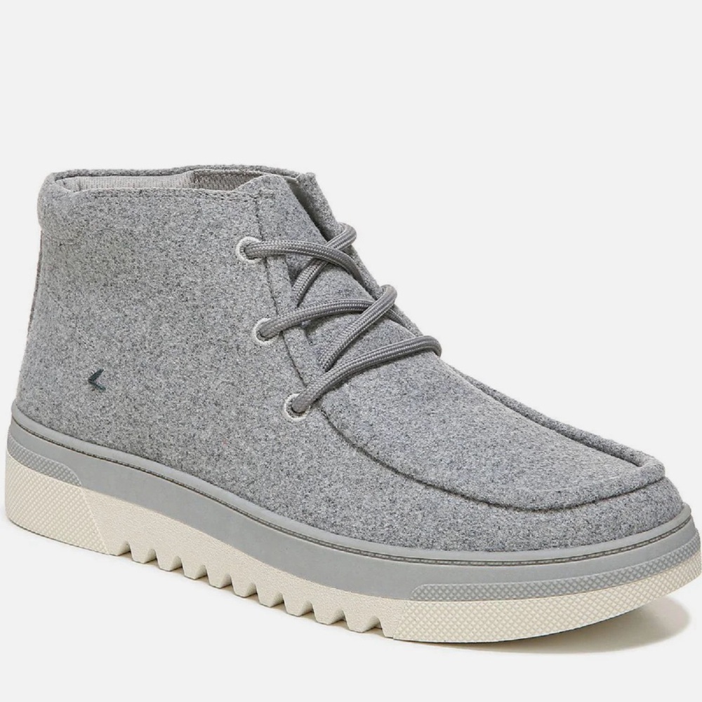 New in Box! Dr. Scholl’s Get Hyped Lace-up Bootie